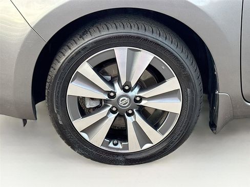 Used 2016 Nissan Leaf SV FWD image 30