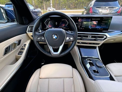 Certified 2023 BMW 330i xDrive Sedan w/ Driving Assistance Package image 5
