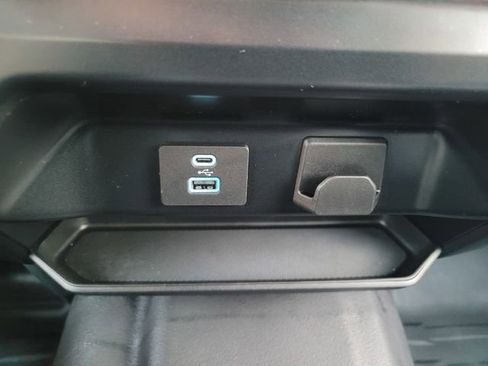 Certified 2023 Ford F150 XL w/ XL Chrome Appearance Package image 24