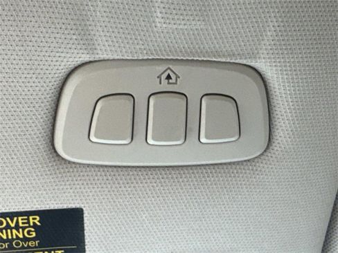 Used 2022 Lincoln Corsair Reserve w/ Equipment Group 201A image 22