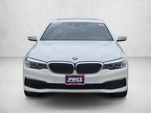 Used 2020 BMW 530i w/ Convenience Package RWD image 2