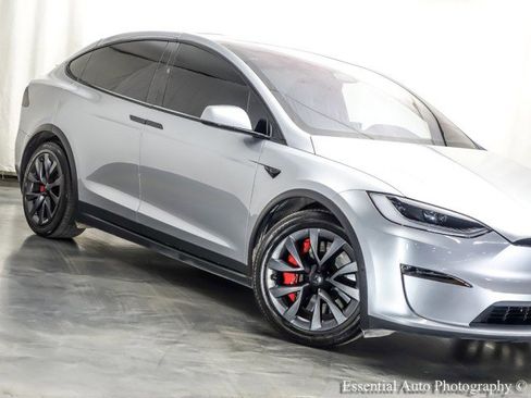 Used 2025 Tesla Model X Plaid AWD/4WD image 5