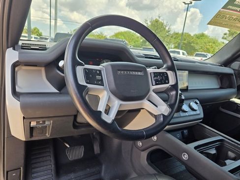 Used 2024 Land Rover Defender 110 S AWD/4WD image 10