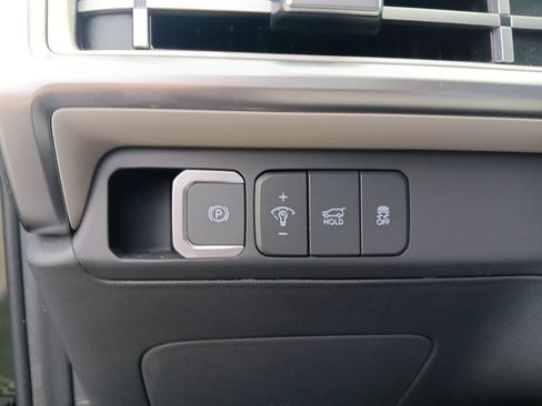 Used 2025 Hyundai Santa Fe SEL FWD image 24