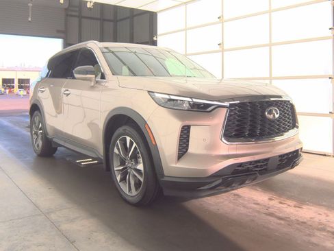 Used 2025 INFINITI QX60 Luxe w/ Lighting Package (N94) FWD image 5