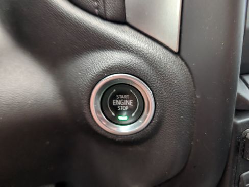 Used 2020 Chevrolet Silverado 1500 RST image 18