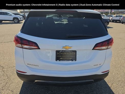 Used 2023 Chevrolet Equinox LT image 4