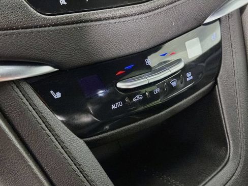 Used 2024 Cadillac XT5 Luxury AWD/4WD image 15