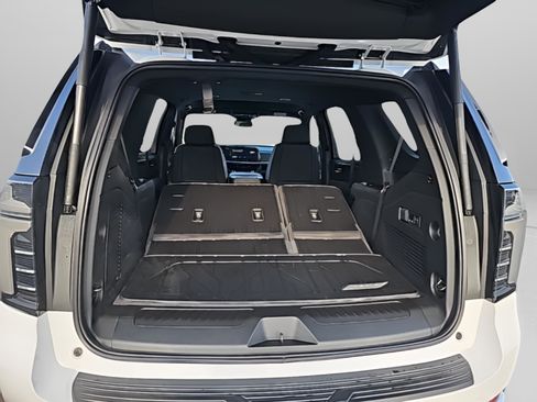 New 2026 Chevrolet Tahoe LT w/ Comfort Package image 17