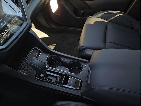 New 2025 Subaru Ascent Bronze Edition w/ Onyx Package image 21