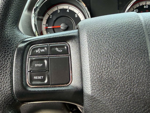 Used 2018 Dodge Grand Caravan SE w/ UConnect Hands-Free Group FWD image 23