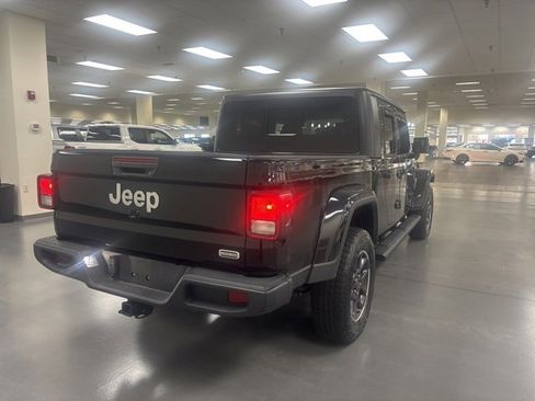 Used 2021 Jeep Gladiator Overland w/ Popular Equipment Package image 7