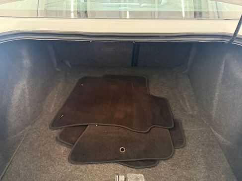 Used 2022 Dodge Challenger R/T w/ Plus Package image 16