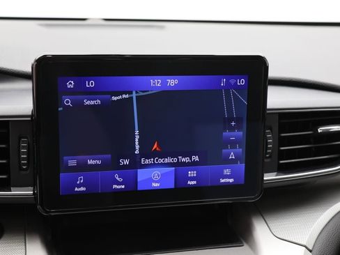 Used 2022 Ford Explorer XLT w/ Equipment Group 202A image 23