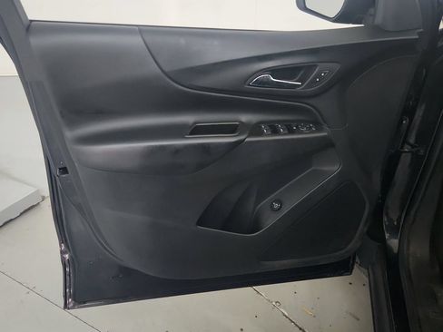 Used 2023 Chevrolet Equinox LT FWD image 16