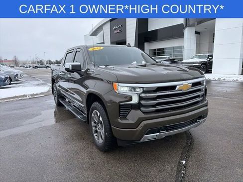 Used 2023 Chevrolet Silverado 1500 High Country w/ Technology Package image 3