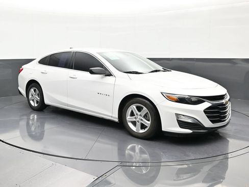 Used 2020 Chevrolet Malibu LS FWD image 7