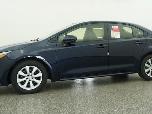 New 2026 Toyota Corolla LE FWD image 18