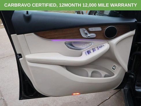 Used 2020 Mercedes-Benz GLC 300 GLC 300 w/ Premium Package image 24