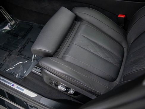 Certified 2025 BMW X5 xDrive40i w/ Executive Package image 15