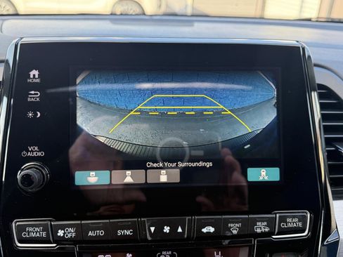 Used 2018 Honda Odyssey EX-L image 10