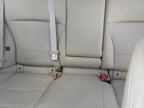 Used 2016 Subaru Outback 2.5i Limited AWD/4WD image 9