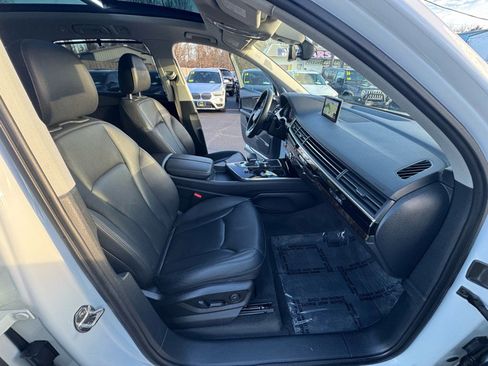 Used 2018 Audi Q7 3.0T Prestige w/ Prestige Package image 17