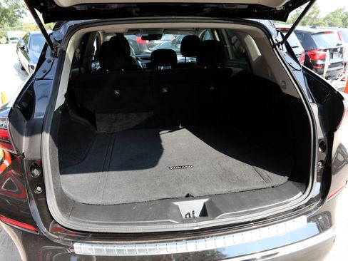 Used 2020 Nissan Murano S w/ Technology Package image 12