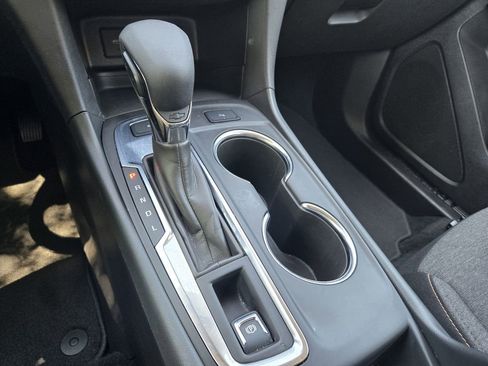 Used 2024 Chevrolet Equinox LT AWD/4WD image 14