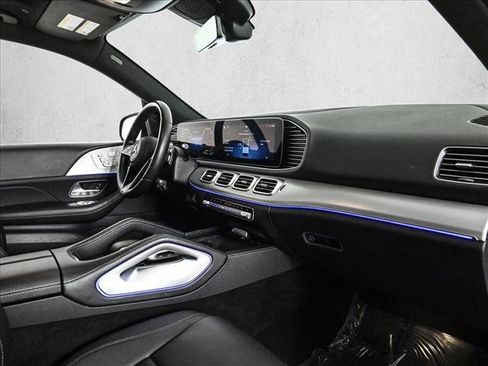 Used 2024 Mercedes-Benz GLE 450e 4MATIC image 23