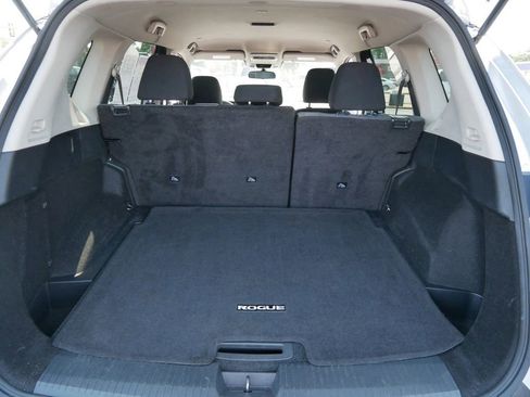 Used 2023 Nissan Rogue SV image 19