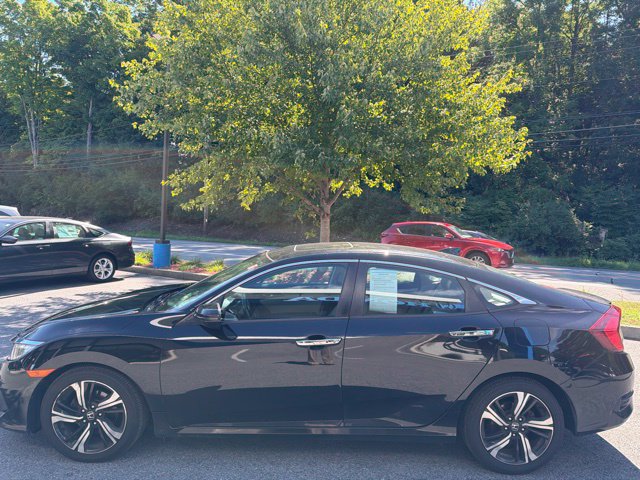Certified 2017 Honda Civic Touring image 4