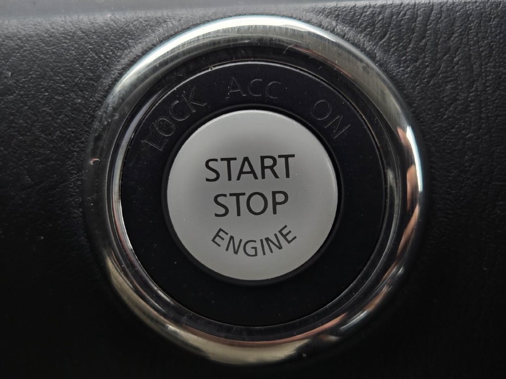 Used 2023 Nissan Armada SL RWD image 31