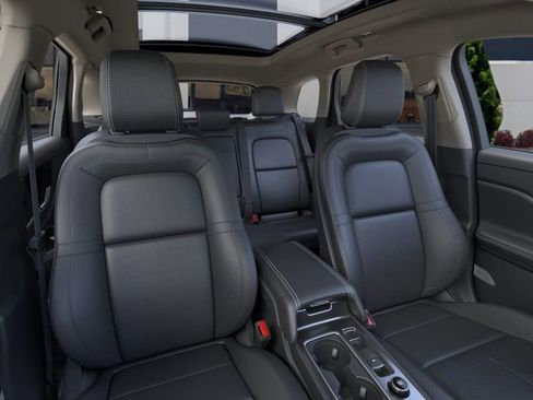 New 2025 Lincoln Corsair AWD w/ Equipment Group 101A image 10