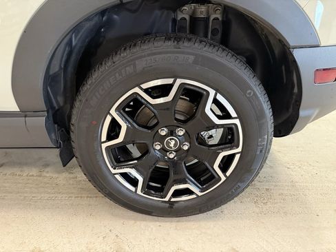 Used 2025 Ford Bronco Sport Outer Banks w/ Outer Banks Tech Package+ image 28