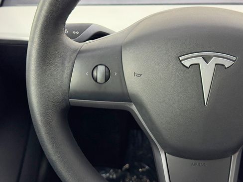 Used 2021 Tesla Model 3 Performance image 19