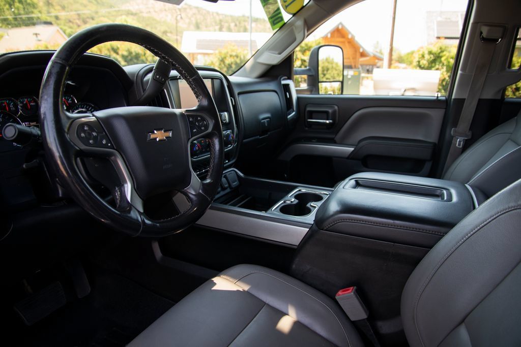 Used 2015 Chevrolet Silverado 2500 LTZ w/ Duramax Plus Package AWD/4WD image 12