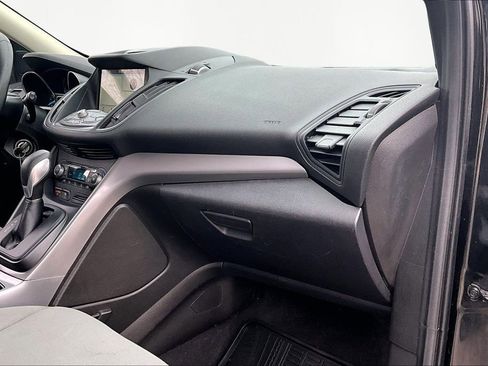 Used 2016 Ford Escape SE w/ Equipment Group 201A image 17