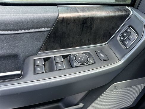 Used 2024 Ford F250 Lariat w/ Chrome Package AWD/4WD image 13