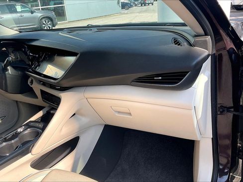 Used 2022 Buick Envision Avenir w/ Premium Seat Package FWD image 14