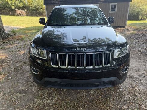 Used 2014 Jeep Grand Cherokee Laredo w/ 18" Wheel & 8.4" Radio Group RWD image 6
