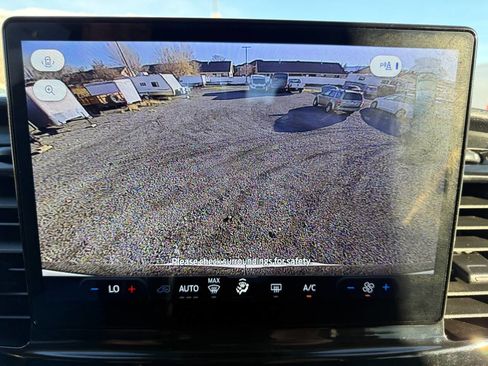 Used 2023 Ford Transit 350 XLT image 33