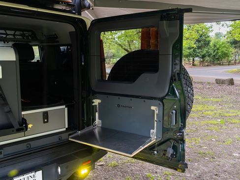 Used 2024 INEOS Grenadier Trialmaster Edition image 14