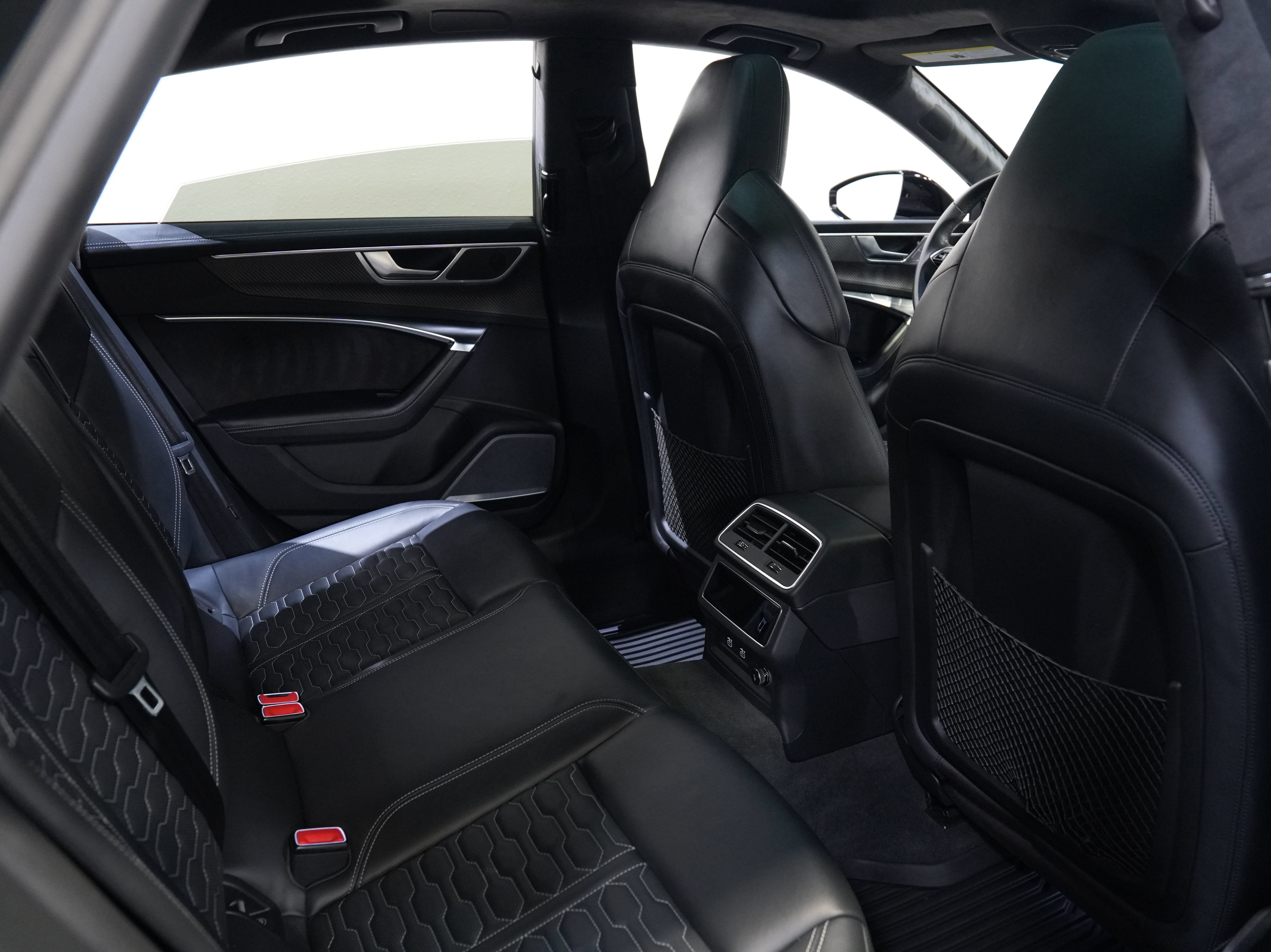 Used 2021 Audi RS 7 Sportback AWD/4WD image 39