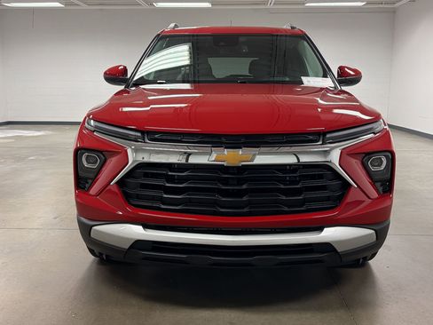 New 2026 Chevrolet TrailBlazer LT w/ Convenience Package FWD image 5