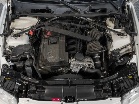 Used 2009 BMW 335i Convertible image 10