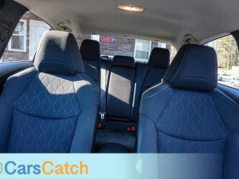 Used 2020 Toyota Corolla LE image 19