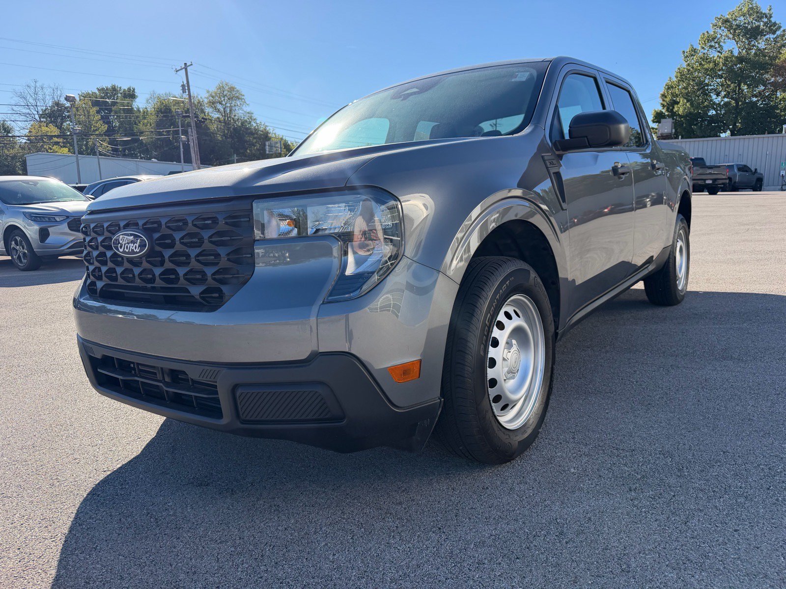 Used 2025 Ford Maverick XL w/ Equipment Group 102A AWD/4WD image 6