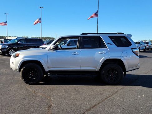 Used 2023 Toyota 4Runner TRD Off-Road Premium w/ Moonroof Package image 4
