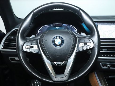 Certified 2022 BMW X5 xDrive45e w/ Executive Package image 24
